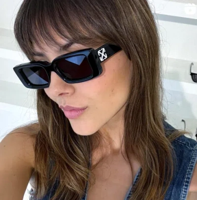 OFF-WHITE OFF-WHITE OERI127S24PLA0011007 ARTHUR BLACK SUNGLASSES