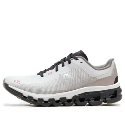 ON On Running Cloudflow 4 DISTANCE 'White Black'