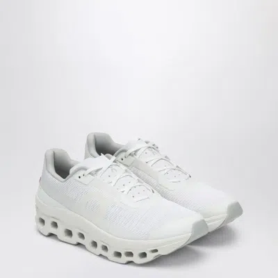 ON ON RUNNING  WHITE CLOUDMSTER LOW-TOP SNEAKER