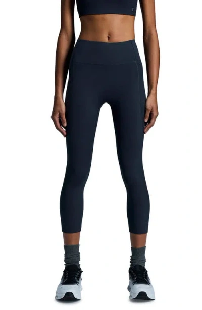 ON ON STUDIO CROP LEGGINGS