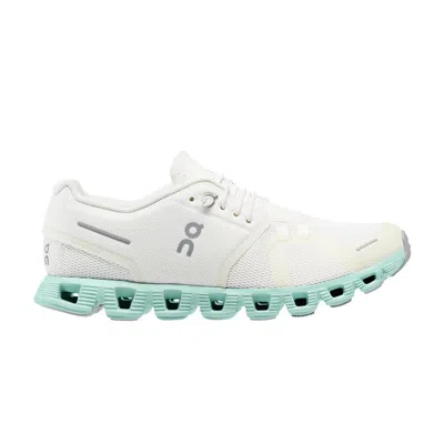 ON WMNS CLOUD 5 'UNDYED WHITE CREEK'