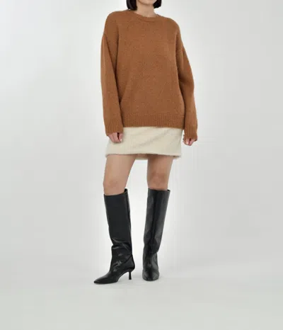 PAPER LABEL GOLDIE CREW NECK SWEATER IN BROWN