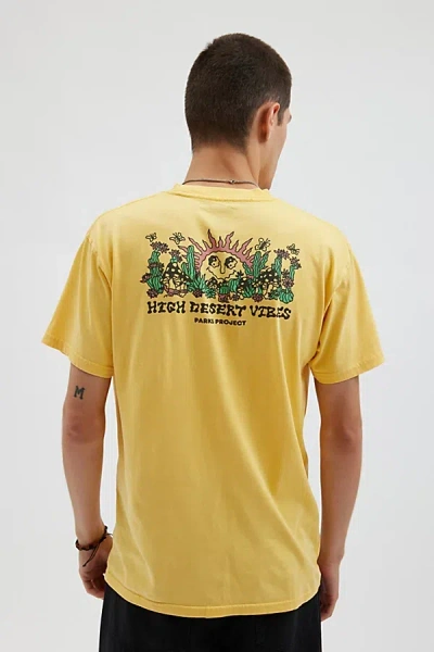 PARKS PROJECT HIGH DESERT VIBES TEE IN DARK YELLOW, MEN'S AT URBAN OUTFITTERS
