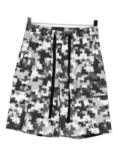 PEACE AND AFTER PUZZLE CAMO CARGO SHORTS