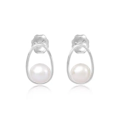 PEARLS OF THE ORIENT ONLINE WOMEN'S WHITE / SILVER GRATIA SILVER TEARDROP EARRINGS WITH CULTURED FRESHWATER PEARLS