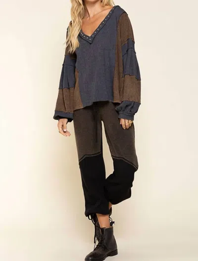 POL STUD DETAIL BALLOON SLEEVE TOP IN CHARCOAL