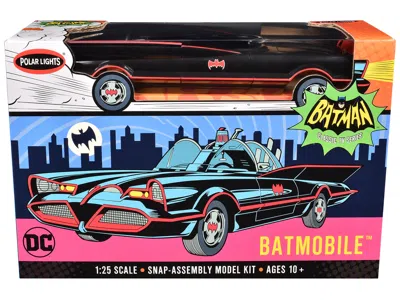 POLAR LIGHTS SKILL 2 MODEL KIT BATMOBILE "BATMAN" (1966-1968) TV SERIES 1/25 SCALE MODEL BY POLAR LIGHTS