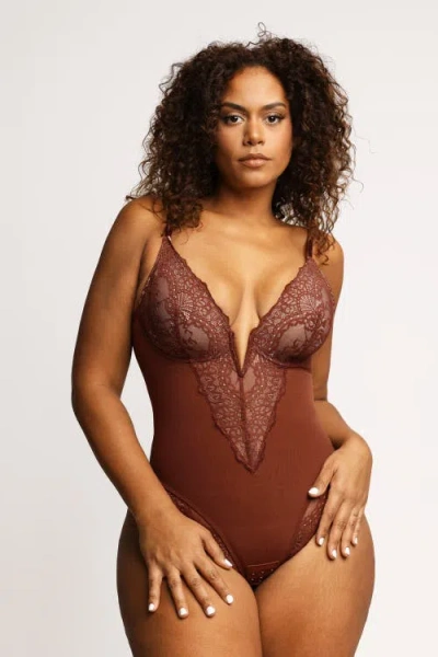 POPILUSH POPILUSH SHAPEWEAR LACE DEEP V-NECK SCULPTING THONG BODYSUIT