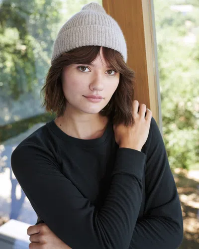 QUINCE SIGNATURE GRADE A CASHMERE RIBBED BEANIE