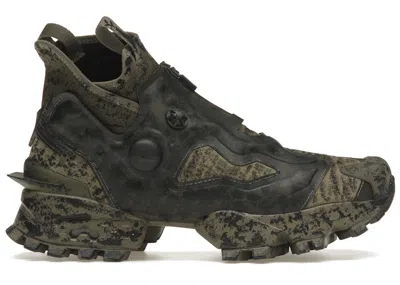 REEBOK MEN'S REEBOK INSTAPUMP FURY 94 MID UNIVERSAL MONSTERS CREATURE FROM THE LAGOON SNEAKERS IN GREEN/BLA