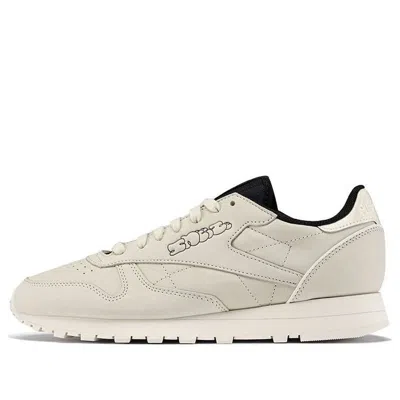 REEBOK SNEEZE  Reebok Classic Leather 'White Core Black'