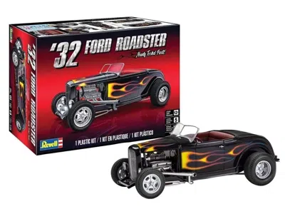 REVELL LEVEL 5 MODEL KIT 1932 FORD ROADSTER 1/25 SCALE MODEL BY REVELL