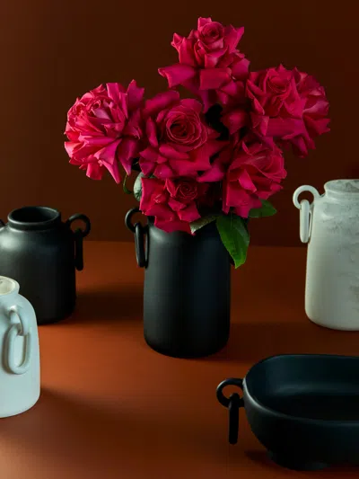 REVOLUTION OF FORMS MITLA RESIN VASE (10IN/25CM)