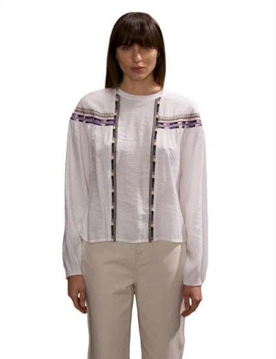 RO&ZO RO&ZO EMBROIDERED DETAIL BLOUSE