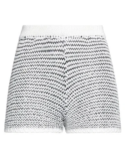 ROSIE ASSOULIN ROSIE ASSOULIN WOMAN SHORTS & BERMUDA SHORTS WHITE SIZE S COTTON