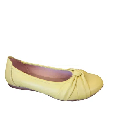 SABRINAS LONDON KNOTTED FLATS IN LEMON