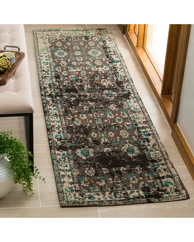 SAFAVIEH DNU SAFAVIEH CLASSIC VINTAGE RUG