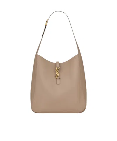 SAINT LAURENT LE 5 À 7 SUPPLE LARGE IN SMOOTH LEATHER