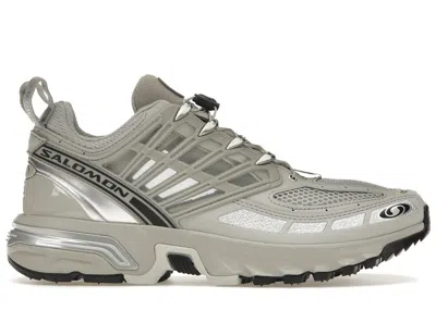 SALOMON MEN'S SALOMON ACS PRO SILVER LIC SNEAKERS IN SILVER LIC IN METAL/GHOST GREY/SILVER METALLIC