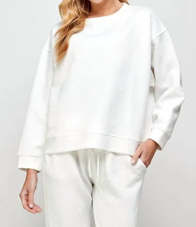 SEE AND BE SEEN TEXTURED SWEATSHIRT TOP IN WHITE