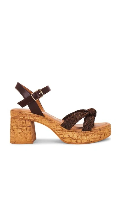 SEYCHELLES MUSICAL SANDAL
