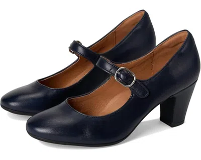 SÖFFT WOMEN'S LESLIE SANDAL IN SKY NAVY