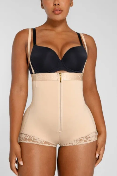 SHAPELLX SHAPELLX BUTT-LIFTING OPEN BUST PANTY