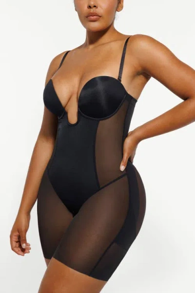 SHAPELLX SHAPELLX DEEP PLUNGE BUTT LIFTING SHAPING BODYSUIT