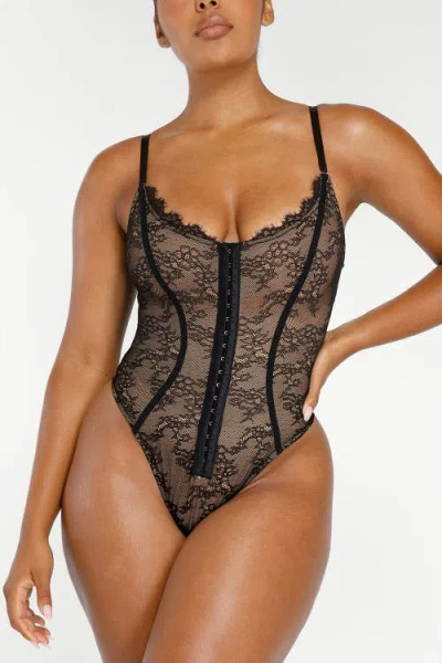 SHAPELLX SHAPELLX LACE GLAMOUR FLAWLESS FIT THONG BODYSUIT