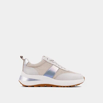 SHU SHOP SERAFINA SNEAKERS IN SILVER