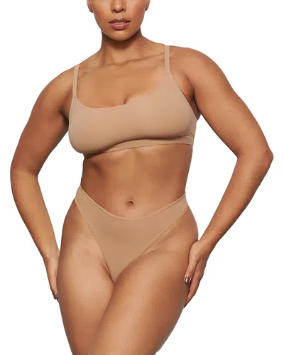 SKIMS FITS EVERYBODY THONG