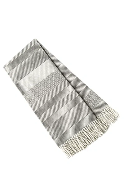 SLUMBER CLOUD SLUMBER CLOUD WOVEN THROW BLANKET