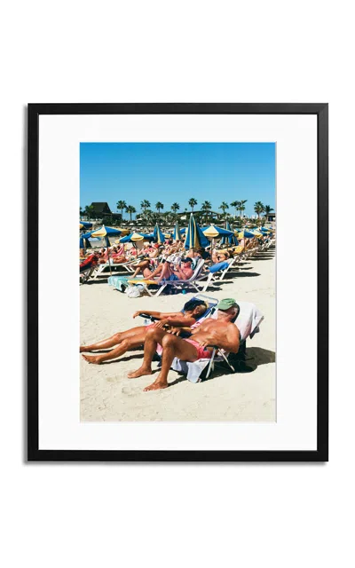 SONIC EDITIONS EXCLUSIVE PROFESSIONAL SUNBATHERS MEDIUM FRAMED PHOTOGRAPHY PRINT