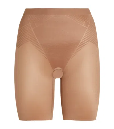 SPANX SPANXSHAPE INVISIBLE MID-THIGH SHORTS - MEDIUM CONTROL