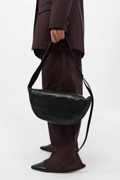 ST AGNI ADJUSTABLE CRESCENT BAG