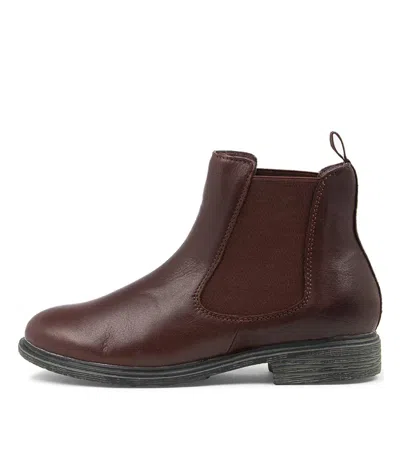 STEGMANN STEGMANN LUMBER BLACK LEATHER CHELSEA BOOTS WOMENS SHOES CASUAL BOOTS ANKLE