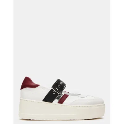 STEVE MADDEN SOAR WHITE MULTI