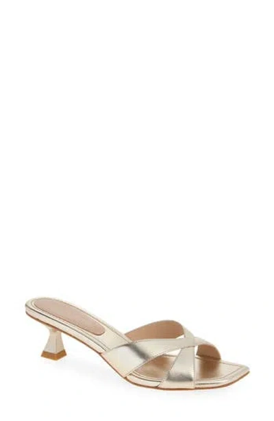 STUART WEITZMAN STUART WEITZMAN MIAMI 50 SLIDE SANDAL