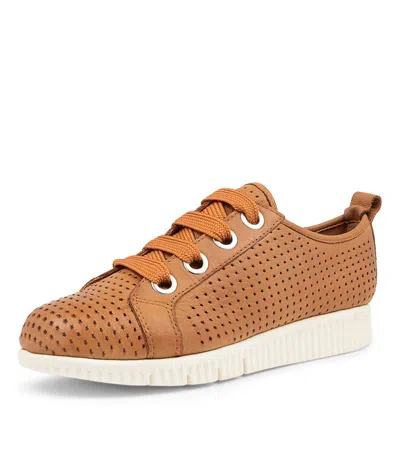 SUPERSOFT SUPERSOFT JELLY TAN LEATHER SNEAKERS WOMENS SHOES CASUAL SNEAKERS CASUAL