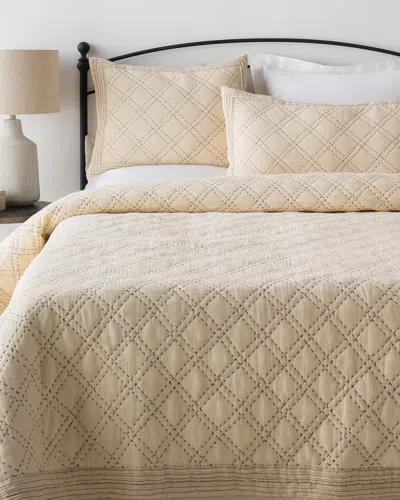SURYA SURYA KOJO TEXTURE QUILT SET
