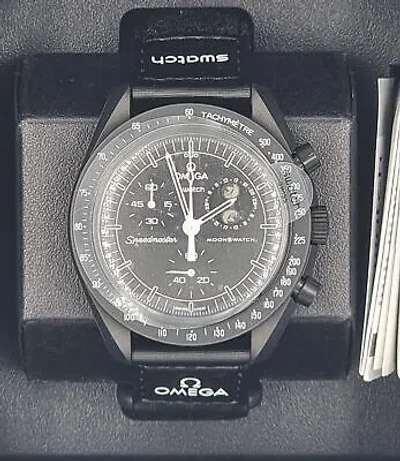 SWATCH OMEGA X SWATCH SNOOPY MOONSWATCH MISSION TO THE MOONPHASE BLACK