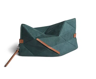 TAAMAA WOMEN'S GREEN SMALL TRIGON SLEEVE BAG