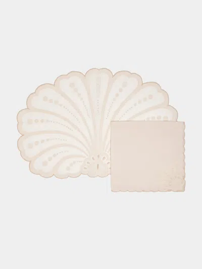 TAF FIRENZE CONCHIGLIE HAND-EMBROIDERED LINEN PLACEMATS AND NAPKINS (SET OF 6)