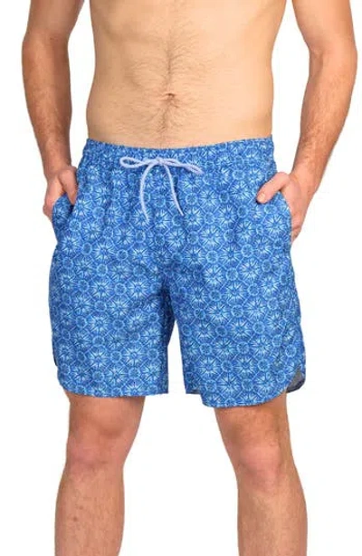 TAILORBYRD TAILORBYRD TIE DYE PRINT SWIM TRUNKS