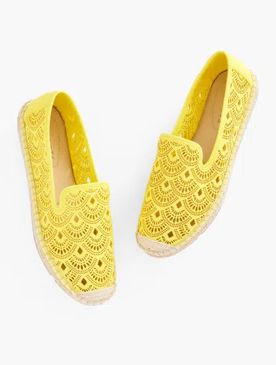 TALBOTS IZZY PERFORATED SCALLOP ESPADRILLE FLATS - PEAR YELLOW - 10 1/2 M TALBOTS