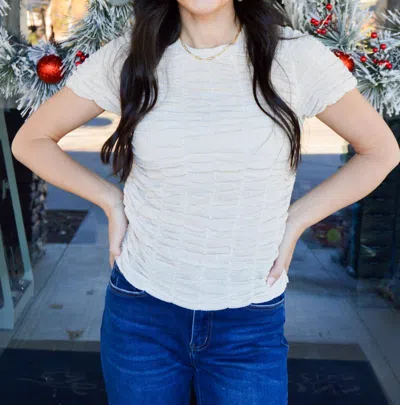 TCEC CHIC RUCHED TOP IN CHAMPAGNE