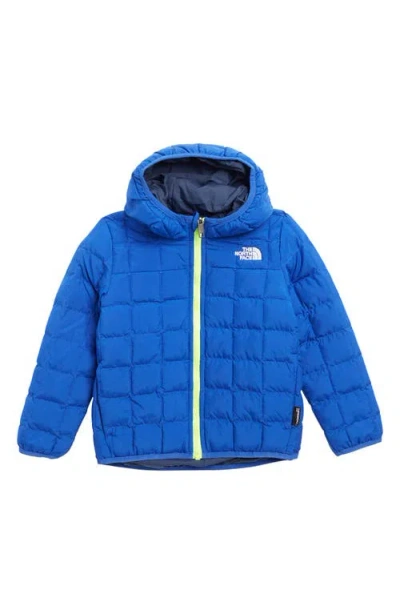 THE NORTH FACE THE NORTH FACE KIDS' REVERSIBLE THERMOBALL™ HOODED JACKET