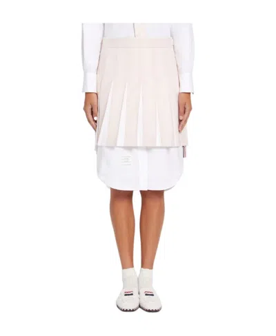 THOM BROWNE THOM BROWNE HIGH-LOW HEM PLEATED SKIRT