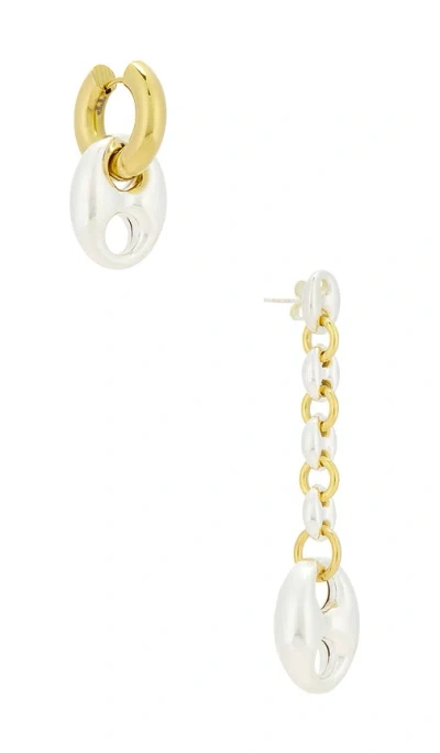 TIMELESS PEARLY DROP EARRINGS