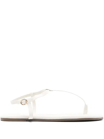 TKEES MARIANA FLATS